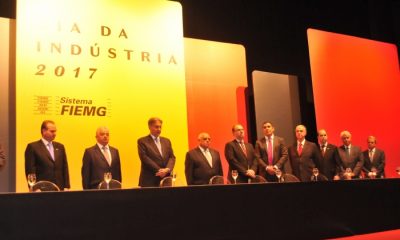 Presidente da Federaminas participa do evento de entrega do Mérito Industrial