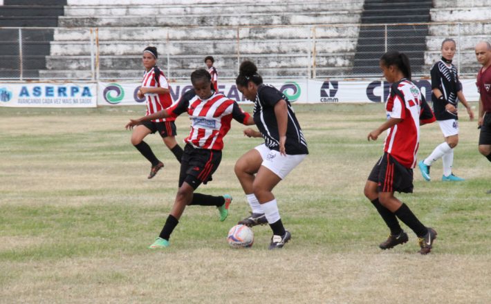 Macro vence no jogo de ida da final do Campeonato Feminino de Futebol de Campo