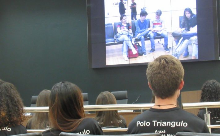 Câmara recebe Plenária Municipal do Parlamento Jovem