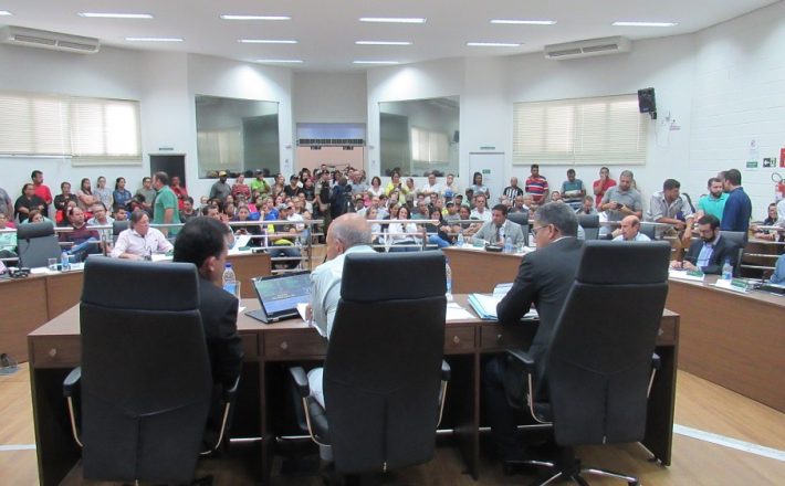 Câmara aprova reajuste para servidores municipais