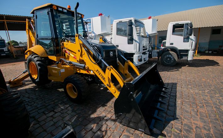 Prefeitura adquire novos equipamentos para manutenção das estradas vicinais