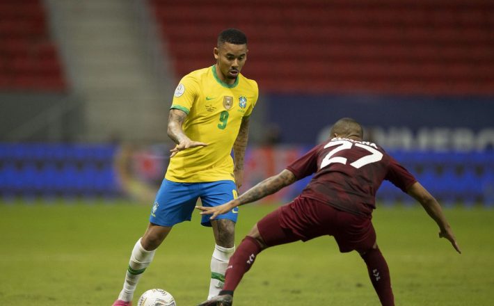 Eliminatórias: Brasil e Venezuela fazem duelo de opostos