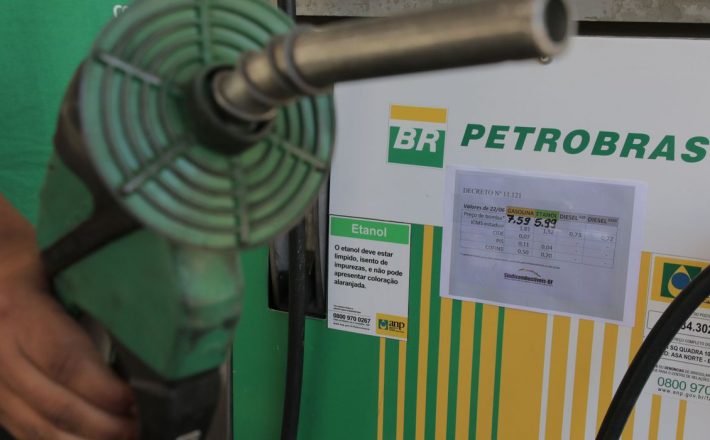 Petrobras reduz preços da gasolina e do diesel para as distribuidoras