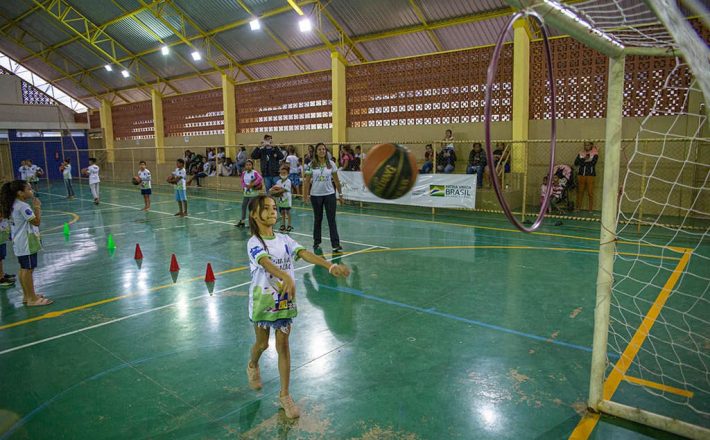 Projeto de basquete está com inscrições abertas para crianças e adolescentes em Araxá