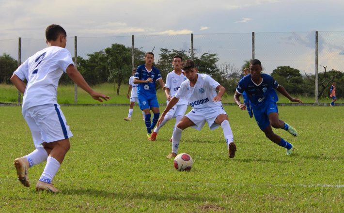 Em amistoso preparatório, categoria sub-15 do Dínamo empata o XVUber, fora de casa