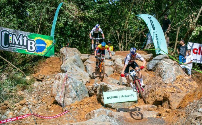 Martin Vidaurre (CHI) fatura outra vitória na etapa de Araxá da CIMTB