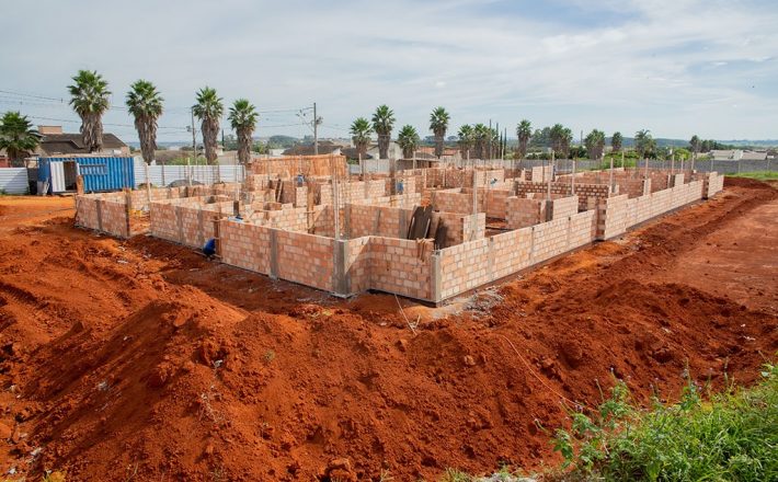 Prefeitura de Araxá inicia construção do Cemei Terezinha Côrtes no bairro Jardim Europa