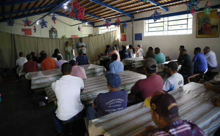 Alunos da EJA apresentam peça teatral na Fazendinha Senhor Jesus