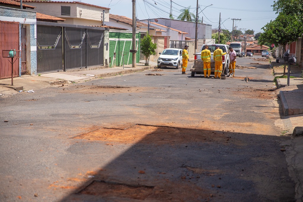 Prefeitura de Araxá já atendeu mais de 170 pontos com o credenciamento da  Operação Tapa-Buracos