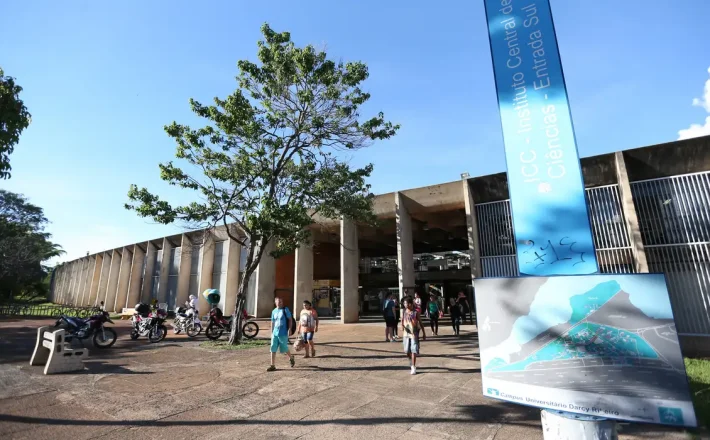 Professores de pelo menos 25 universidades decidiram pelo fim da greve