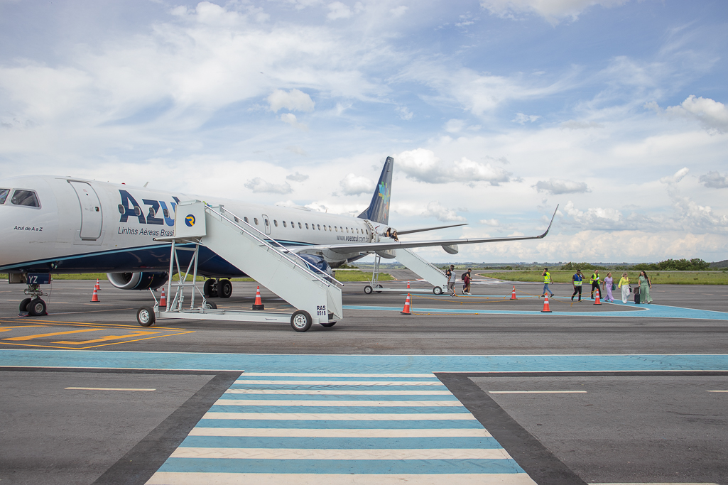 Aeroporto de Araxá amplia grade comercial e passa a oferecer 9 voos semanais