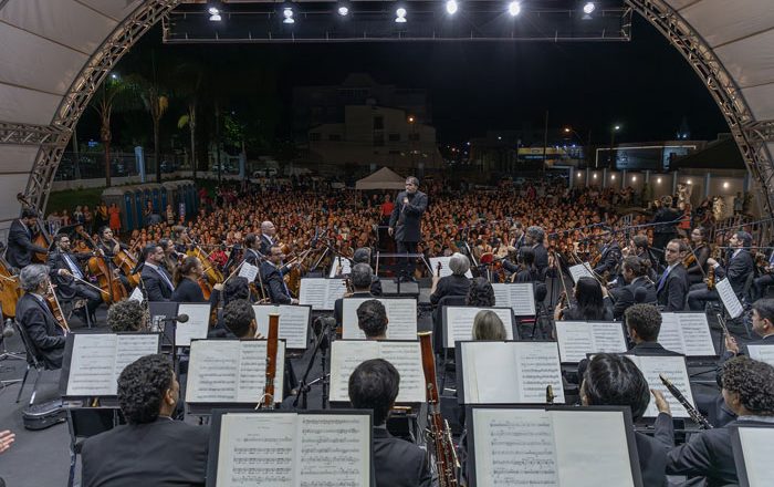 Filarmônica de Minas Gerais faz concerto gratuito em Araxá