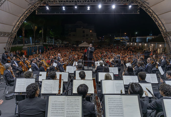 Filarmônica de Minas Gerais faz concerto gratuito em Araxá