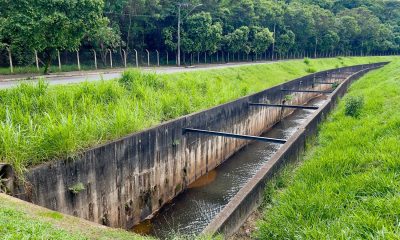 Prefeitura realiza obras de reforço estrutural no canal da Avenida Dâmaso Drumond