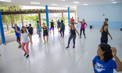 Zumba gratuita no Vila Silvéria: aulas começam nesta sexta-feira na quadra da escola Alice Moura