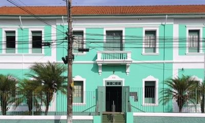 Governo de Minas repassa R$ 180 milhões para escolas estaduais