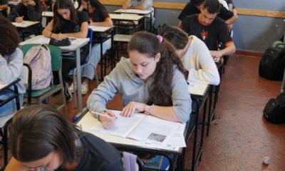 Minas investe R$ 25 milhões em estudantes que farão o Enem 2024