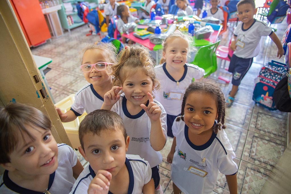 Jornal Estado de Minas destaca Araxá como “uma das melhores cidades para seus filhos estudarem”