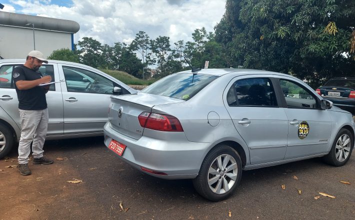 Prefeitura de Araxá realiza vistoria em táxis para garantir segurança dos usuários