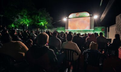 Primeira exibição do Cine Família na Praça em Ibiá impressiona e atrai grande público