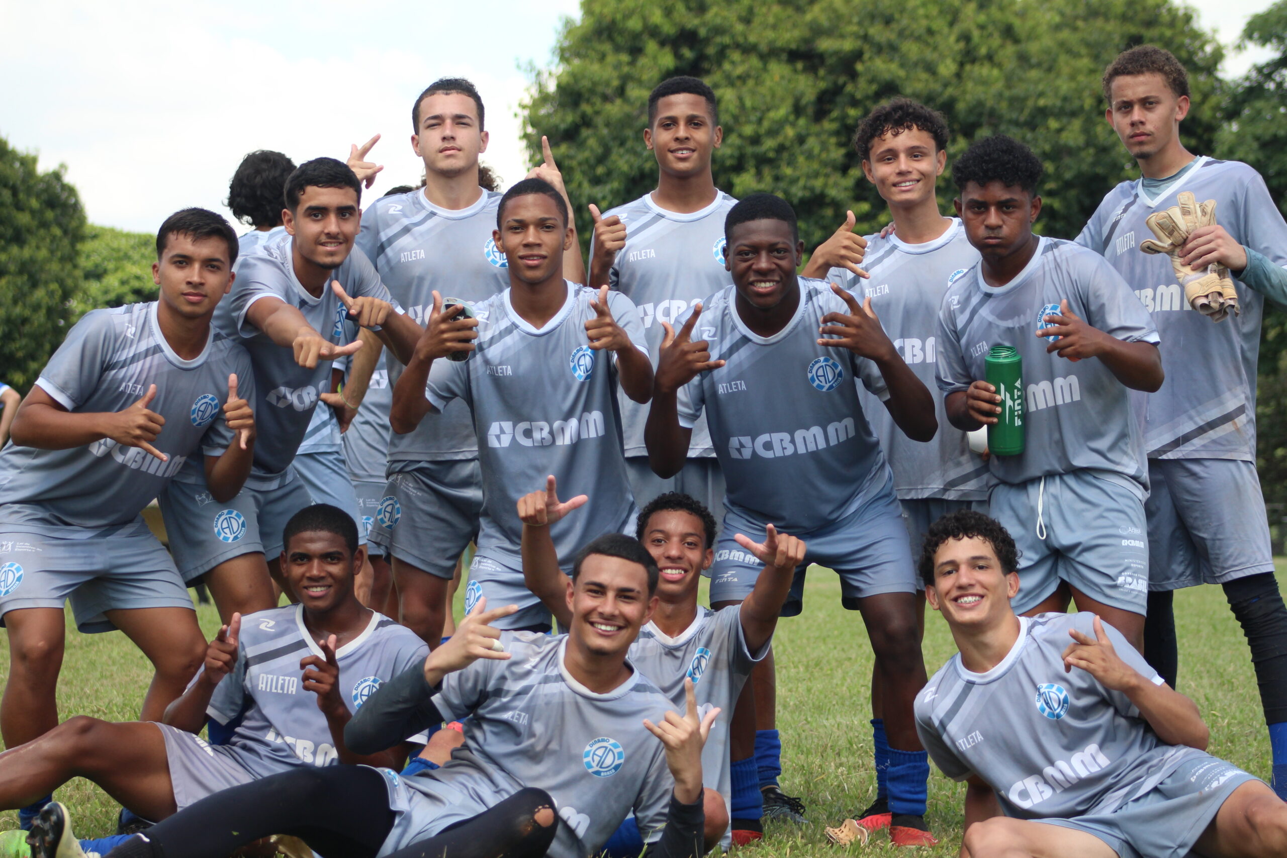 Dínamo é o representante de Araxá no Campeonato Mineiro Sub-15 e Sub-17