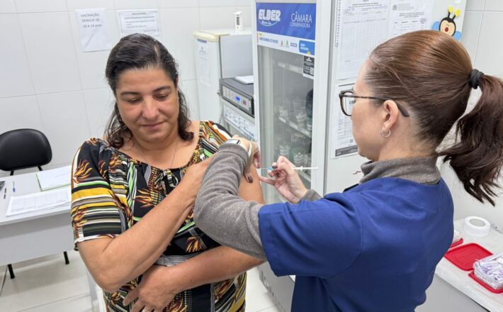 Araxá aplica mais de mil doses na primeira semana de mobilização noturna contra a gripe