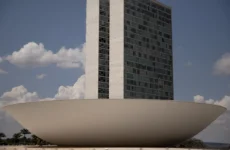 Câmara aprova projeto que destina multas de trânsito ao custeio da CNH