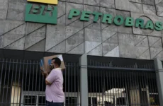 Petrobras assina acordo e reassumirá duas fábricas de fertilizantes