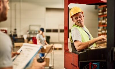Do chão de fábrica ao e-commerce: locação de empilhadeiras ganha força em diferentes setores
