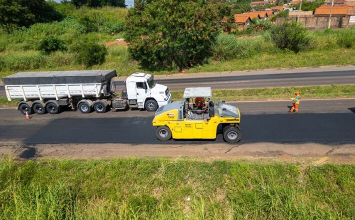 Way-262 amplia frentes de pavimentação na BR-262 a partir dessa semana