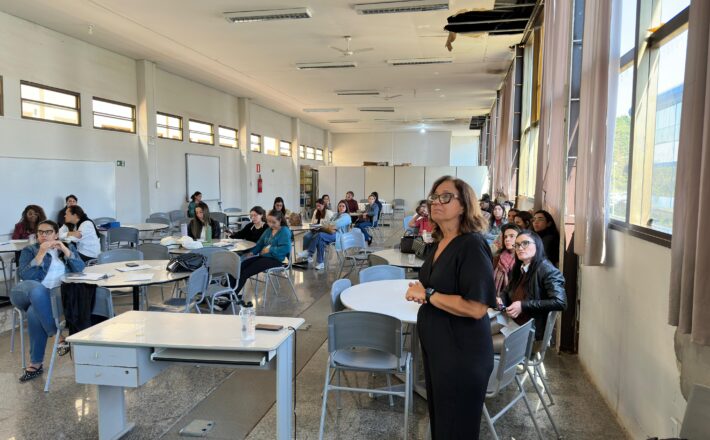 Fluxo de atendimento a vítimas de violência é alinhado em encontro regional em Araxá