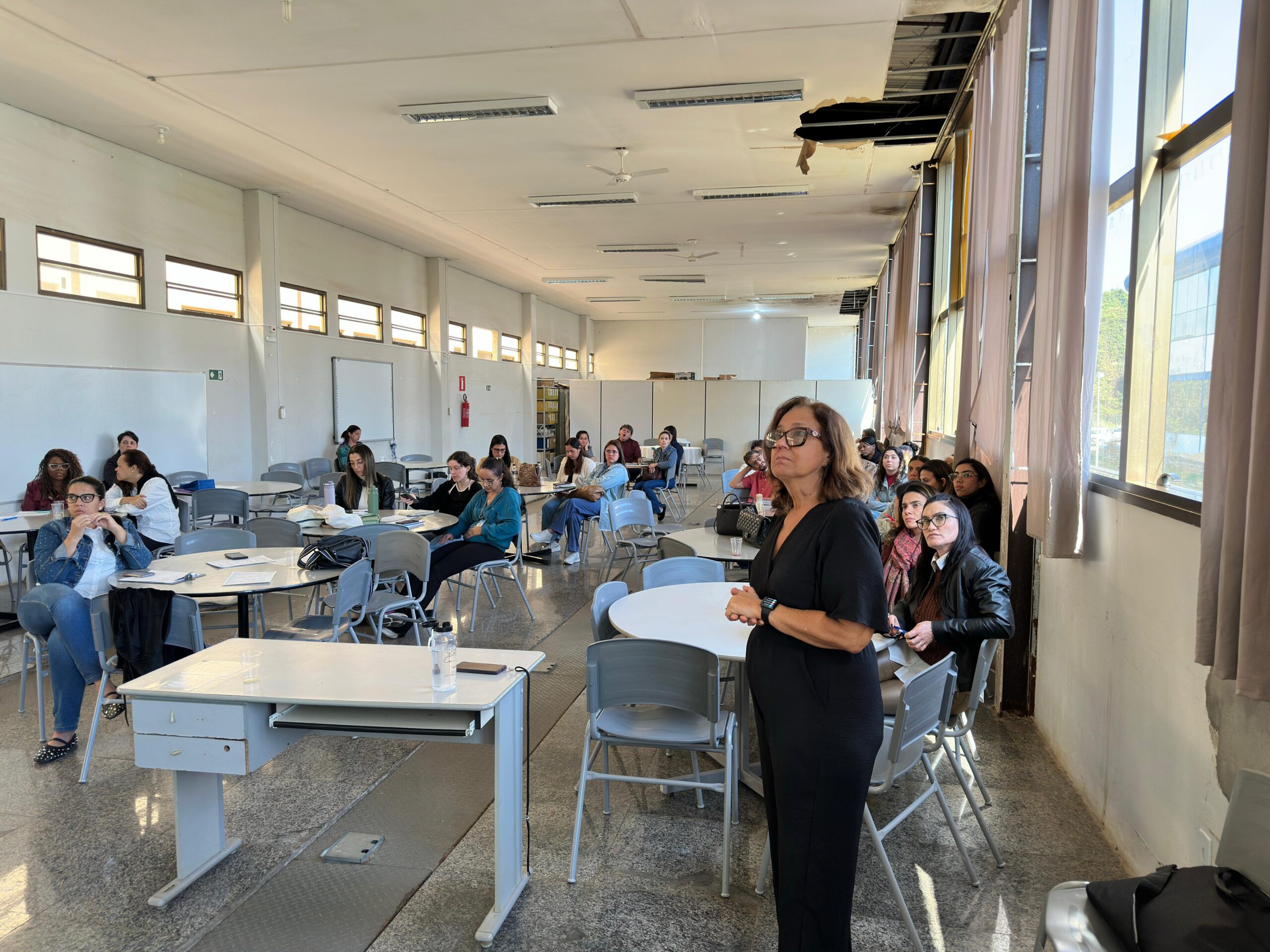 Fluxo de atendimento a vítimas de violência é alinhado em encontro regional em Araxá
