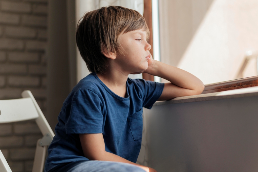 Ansiedade infantil nas férias: quando o tempo livre pesa mais do que alivia