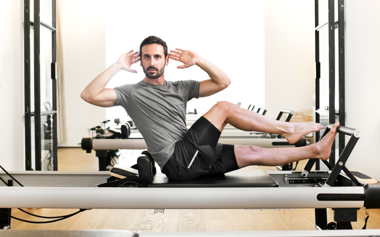 Dia do Homem: Pilates para homens mais força, mais mobilidade, mais consciência corporal