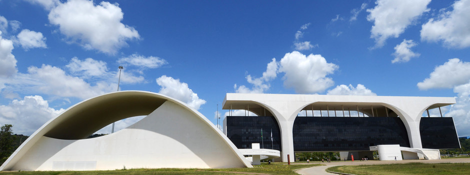 Propag: Governo de Minas sanciona leis que autorizam federalização da Codemig e da Codemge