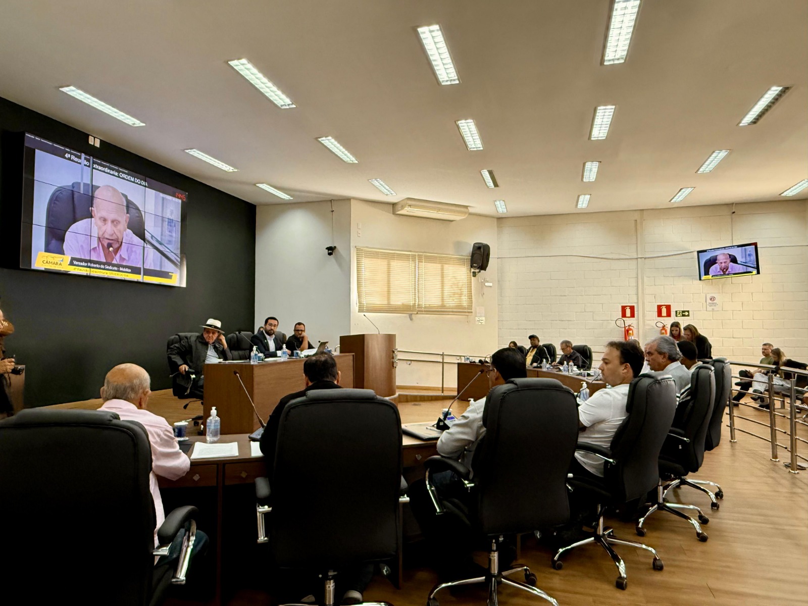 LDO 2026: Vereadores analisam projeto e aprovam pedido de vistas