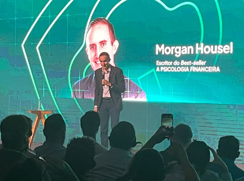 Expert XP anuncia a participação de Morgan Housel, autor do best-seller de “A Psicologia do Dinheiro”