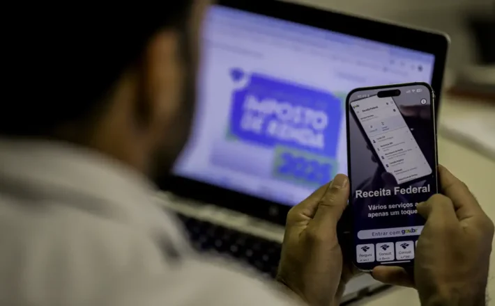 Receita paga nesta quinta terceiro lote de restituição do IR de 2025