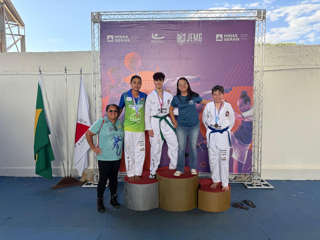 Com apoio da Prefeitura, atletas de Araxá se destacam no Taekwondo nos Jogos Escolares em Araguari