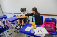 Araxá integra escolas municipais e atendimento especializado e se torna modelo em Minas Gerais