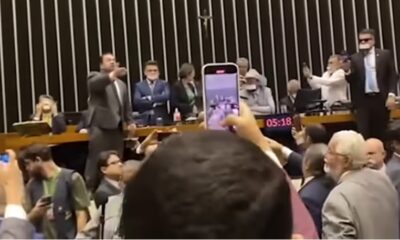 Oposição age dentro da legalidade e trava pautas no Congresso em defesa da democracia e da Constituição