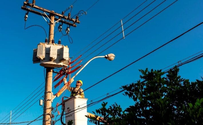 Cemig intensifica inspeção e manutenção da rede elétrica em Araxá