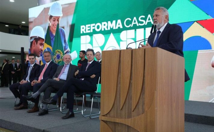 Caixa viabiliza R$40 bilhões em crédito para o Programa Reforma Casa Brasil