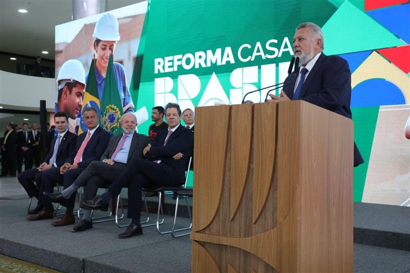 Caixa viabiliza R$40 bilhões em crédito para o Programa Reforma Casa Brasil