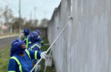 Prefeitura de Araxá intensifica limpeza e manutenção dos cemitérios para o Dia de Finados