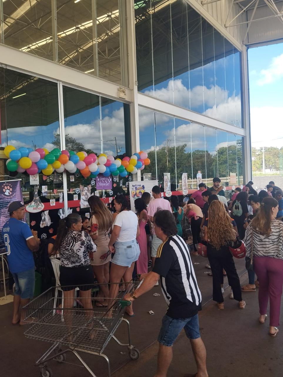 Mart Minas abre chamada para ONGs de proteção animal participarem de evento de adoção de pets