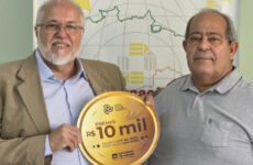 Governo de Minas entrega prêmio da Nota Fiscal Mineira a ganhador de Ipatinga