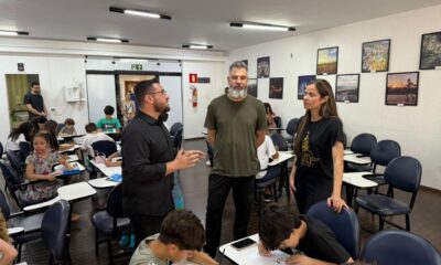 FestNatal 2025: Livro escrito por crianças comemora os 160 anos de Araxá