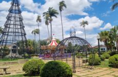 Iluminação natalina de Araxá será inaugurada hoje; saiba como participar