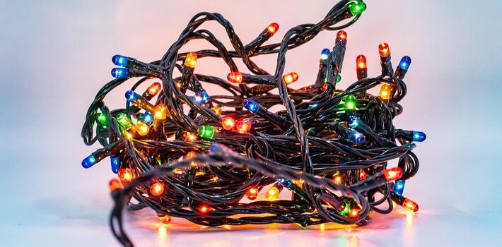 Cemig alerta para cuidados com a instalação de enfeites de Natal